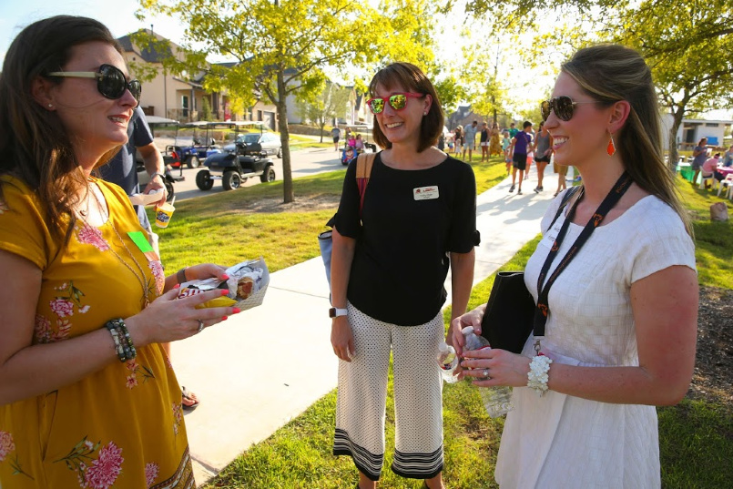 Back to School Bash 2019 - Principal Holly Elgin and Assistant Principal Ashlee Hammond