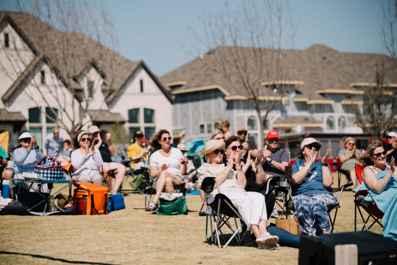 Residents enjoying Countdown to the Cliburn concert